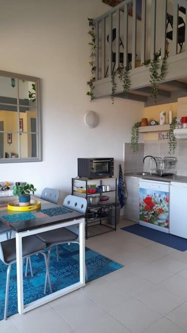 Coquet Duplex En Residence Avec Piscine La Croix-Valmer Bagian luar foto