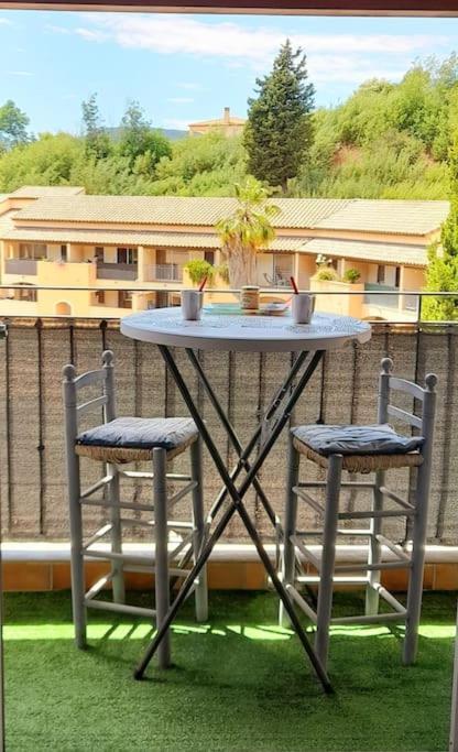 Coquet Duplex En Residence Avec Piscine La Croix-Valmer Bagian luar foto